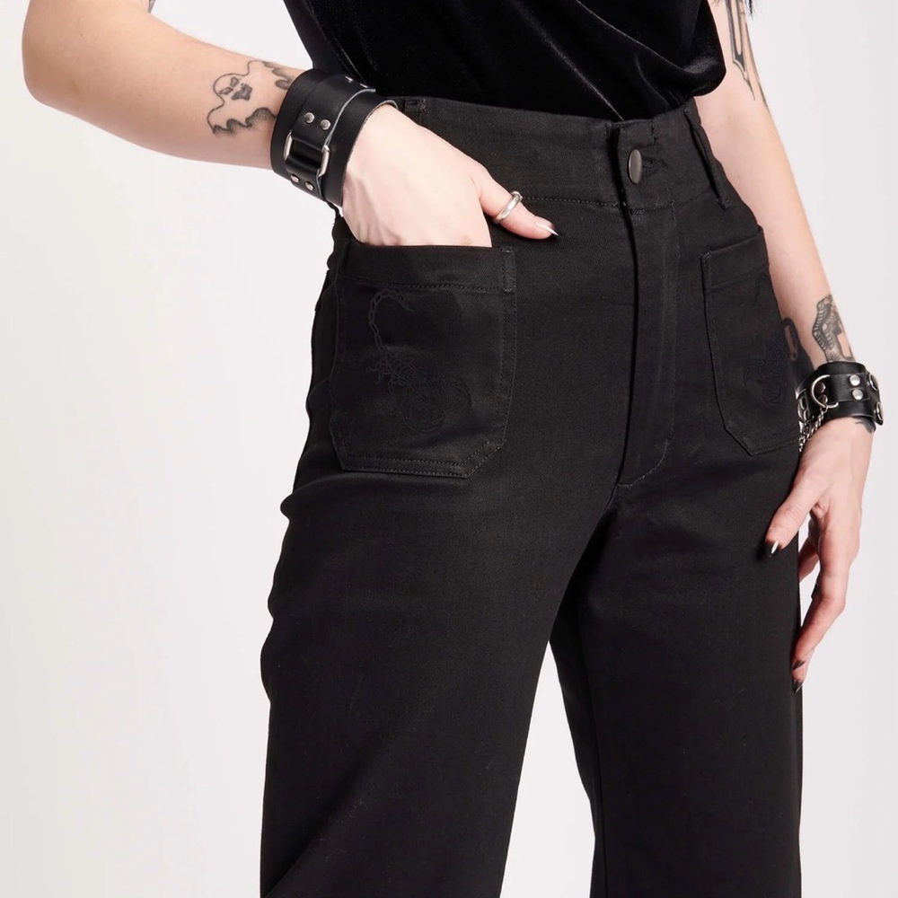 Midnight Hour Cropped Wide-leg Jeans-Medium